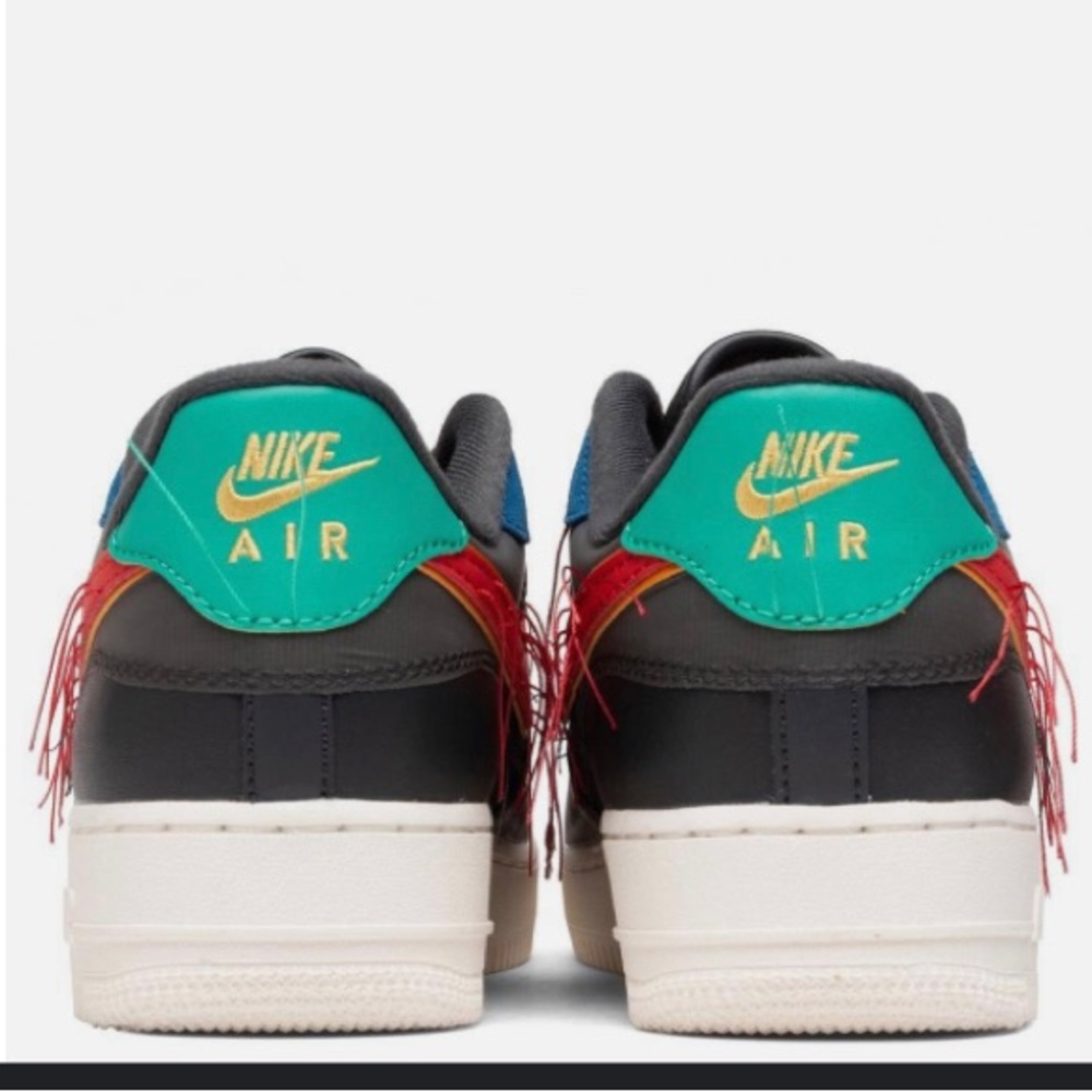 AIR FORCE 1 - Picture 2 of 4